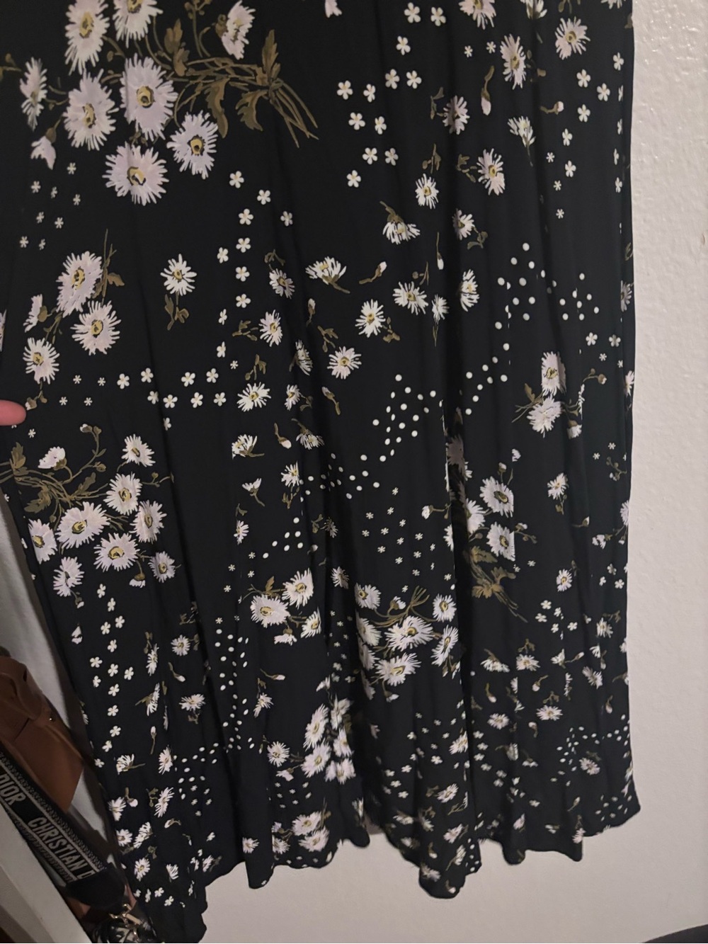 Madewell Puff-Sleeve Wrap-Front Midi Dress in Polka Daisies - Picture 5 of 10